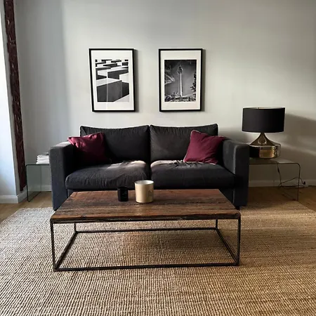 Neue 2 Im Gruenen Mit Terrasse Und Platz Apartmán *