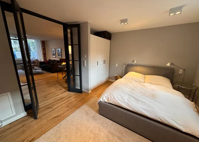 Neue 2 Im Gruenen Mit Terrasse Und Platz Apartment Kleinmachnow